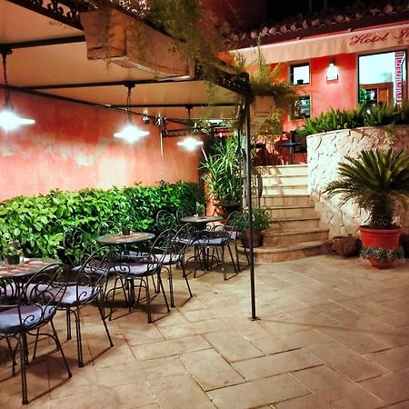 Hotel Il Barocco Рагуза Экстерьер фото